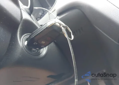 2014 Ford Fusion Se z USA, uszkodzony, nr VIN 3FA6P0HDXER374397